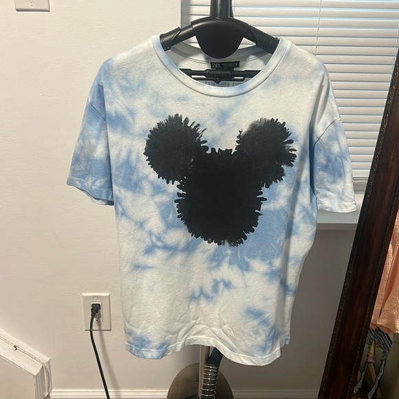 Disney T-Shirt - Picture 2 of 6